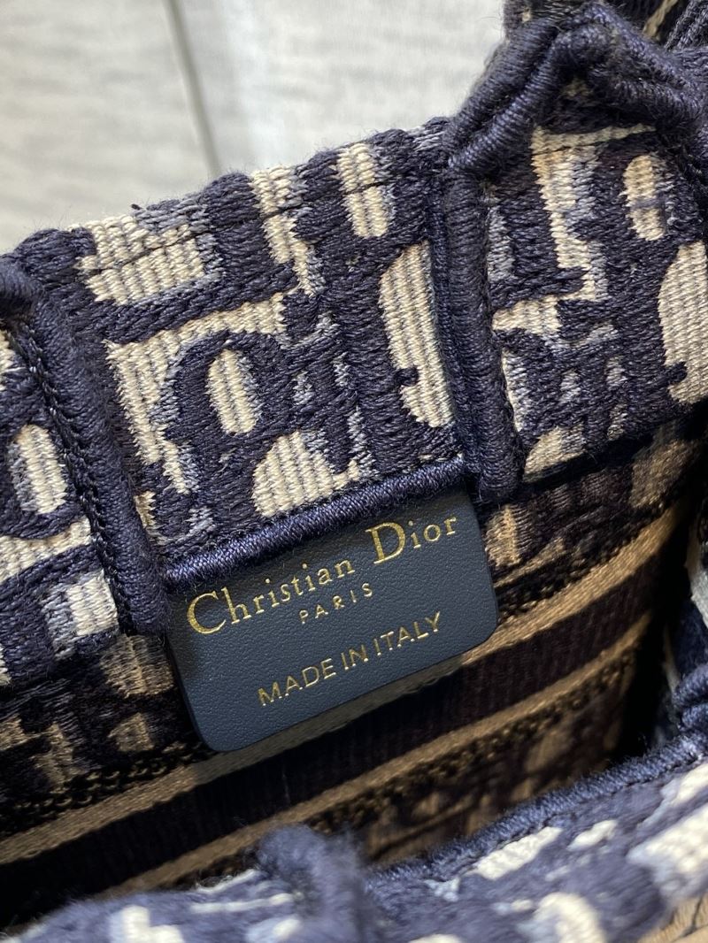 Christian Dior Shopping Bags